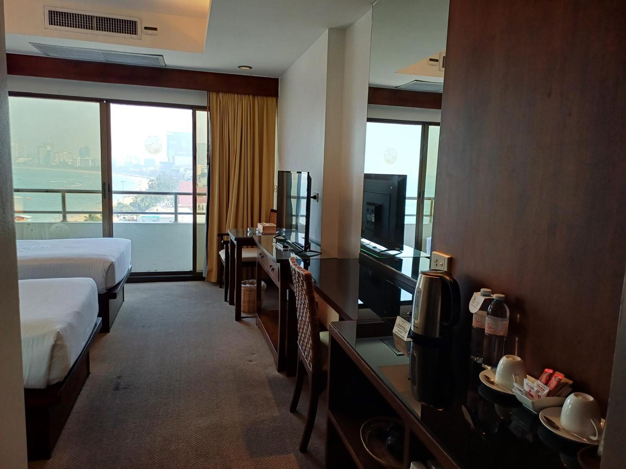 Grand Hotel Pattaya Εξωτερικό φωτογραφία